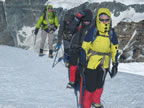 Sur les belles arêtes lors de la traversee du Castor 