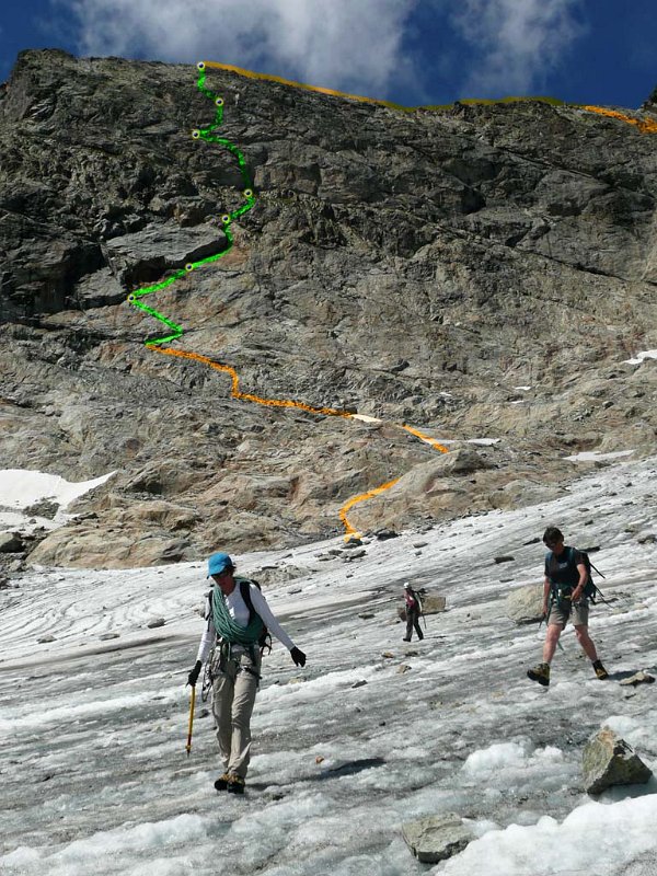 La paroi du col du Tondu en 2012 avec la voie des Epicuriens tracée